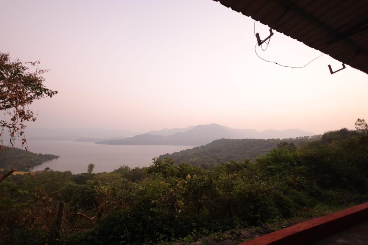 Bed and Breakfast Nisarg Farm Mulshi Exterior foto